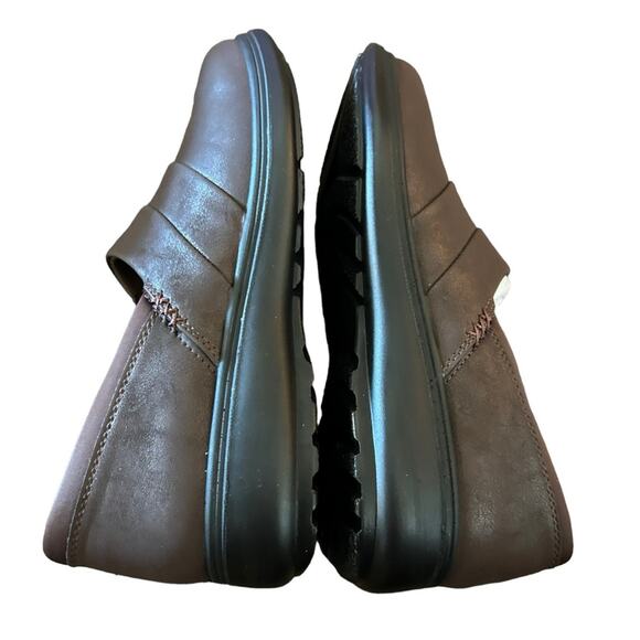 Easy Street Maybell Brown Slip on Loafers Comfort Shoe NEW  Size 9 - Picture 9 of 11